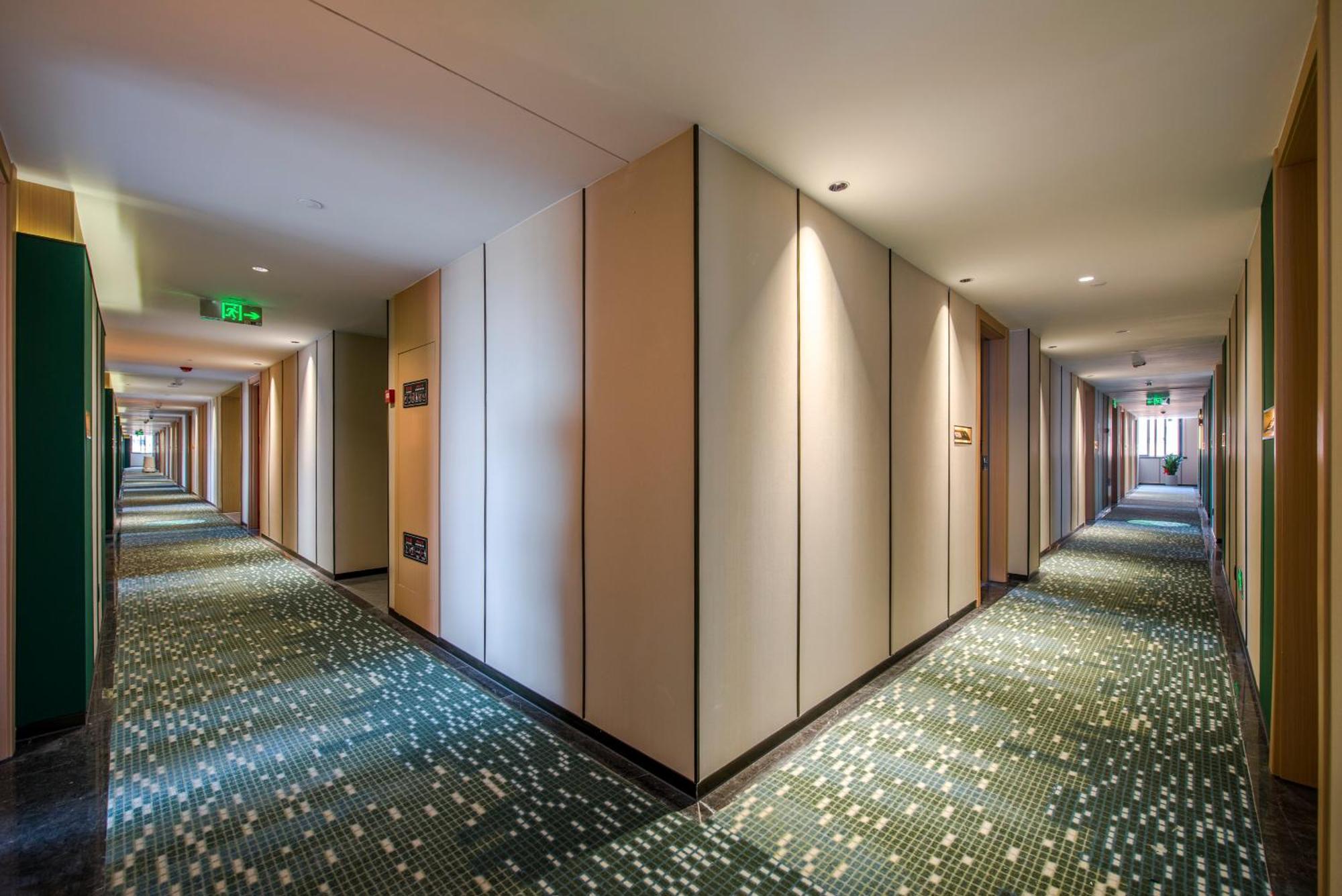 Yiwu Baide Theme Hotel Buitenkant foto